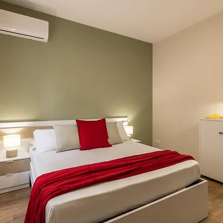 Tirrenia Apartment Messina